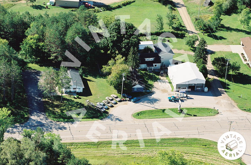 J&D Market and Motel - 2004A (newer photo)